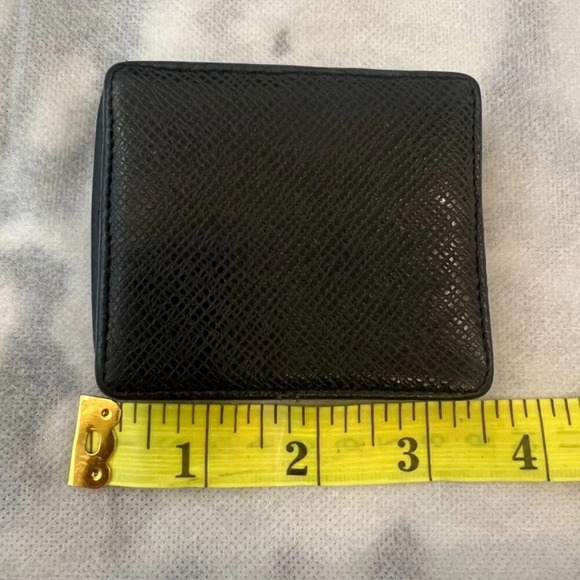 LOUIS VUITTON RARE Epi Porte-Monnaie Boite Coin Purse/Holder - Picture 13 of 13